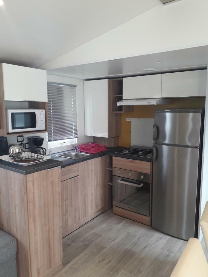 Camping 4 Mobil Home Priver Litteau Exterior photo